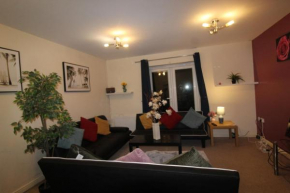 Southdown House Doe Lea by Smart Corporate Stays